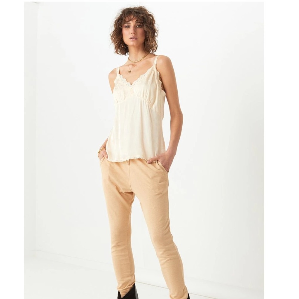 Spell and the gypsy petal jacquard cami size large